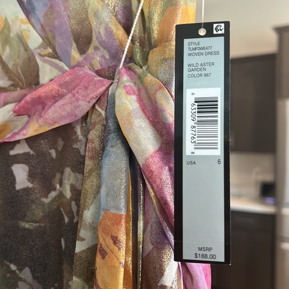 Brand::Tahari, style: Wild Aster Garden. Brand New. - Picture 4 of 4